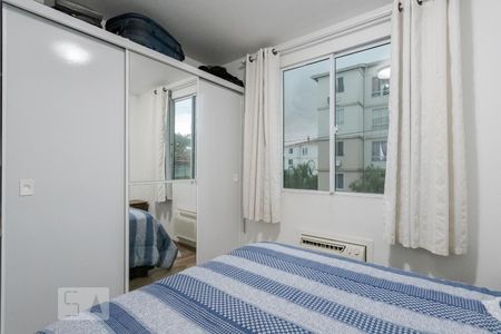 Quarto 1 de apartamento à venda com 2 quartos, 43m² em Mário Quintana, Porto Alegre