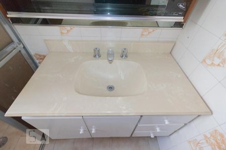 Casa para alugar com 199m², 3 quartos e 3 vagasBanheiro Social