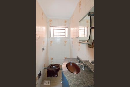 Lavabo de casa à venda com 3 quartos, 199m² em Jardim Santo Elias, São Paulo