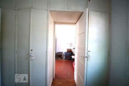 Casa à venda com 191m², 3 quartos e 3 vagasSuíte