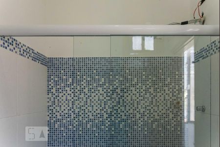 Banheiro de kitnet/studio à venda com 1 quarto, 31m² em Cidade Nova, Rio de Janeiro