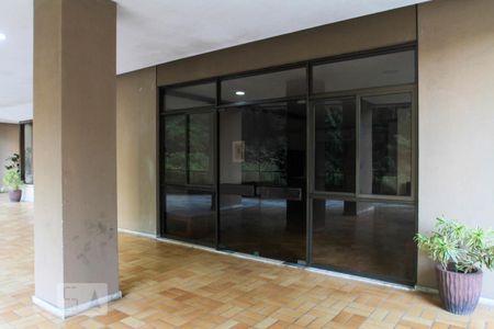Apartamento à venda com 171m², 3 quartos e 2 vagasÁrea comum - Salão de festas