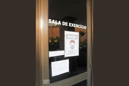 Apartamento à venda com 171m², 3 quartos e 2 vagasÁrea comum - Academia