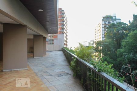 Apartamento à venda com 171m², 3 quartos e 2 vagasÁrea Comum - Playground