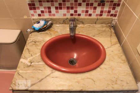 Apartamento à venda com 171m², 3 quartos e 2 vagasBanheiro Social