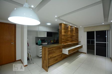 Sala de apartamento para alugar com 3 quartos, 65m² em Penha, Rio de Janeiro