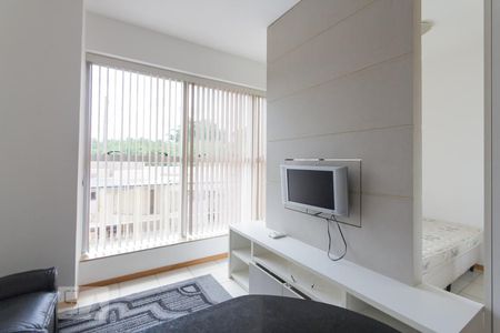 Sala de kitnet/studio para alugar com 1 quarto, 27m² em Setor de Habitações Individuais Norte, Brasília