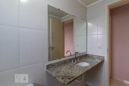 Apartamento à venda com 54m², 2 quartos e 1 vaga Apartamento à venda com 54m², 2 quartos e 1 vagaBanheiro