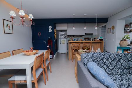 Apartamento para alugar com 76m², 2 quartos e 2 vagasSala
