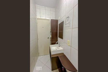 Casa de condomínio para alugar com 160m², 2 quartos e 1 vagaBanheiro da Suite