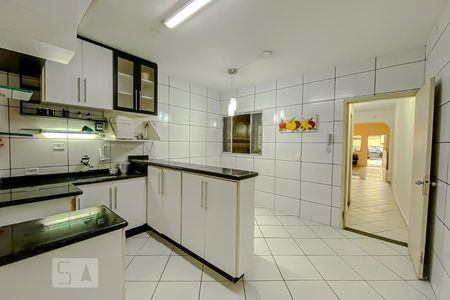 Casa de condomínio para alugar com 160m², 2 quartos e 1 vagaCozinha