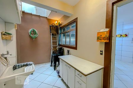 Casa de condomínio para alugar com 160m², 2 quartos e 1 vagaLavanderia