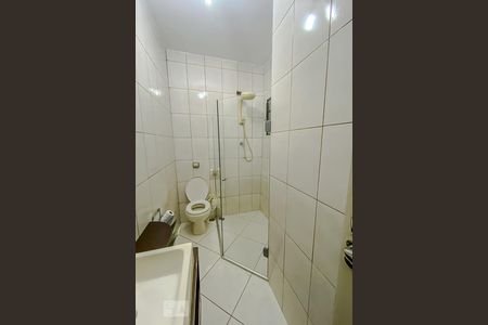 Casa de condomínio para alugar com 160m², 2 quartos e 1 vagaBanheiro da Suite