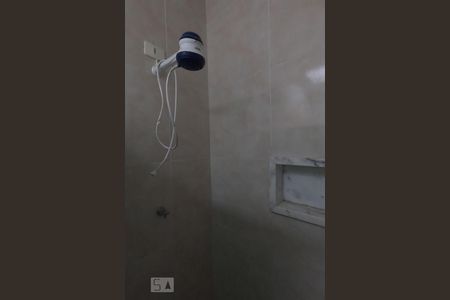 Banheiro de casa para alugar com 2 quartos, 80m² em Vila Tramontano, São Paulo