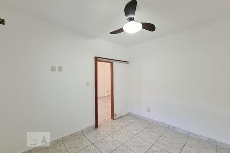 Quarto 1 de casa de condomínio para alugar com 2 quartos, 90m² em Quintino Bocaiúva, Rio de Janeiro