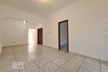 Sala de casa de condomínio para alugar com 2 quartos, 90m² em Quintino Bocaiúva, Rio de Janeiro