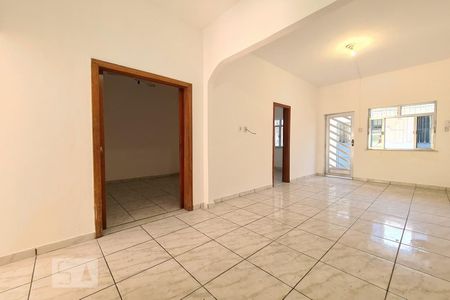 Sala de casa de condomínio para alugar com 2 quartos, 90m² em Quintino Bocaiúva, Rio de Janeiro