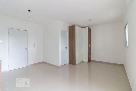 Sala e quarto de kitnet/studio à venda com 1 quarto, 37m² em Vila Galvão, Guarulhos