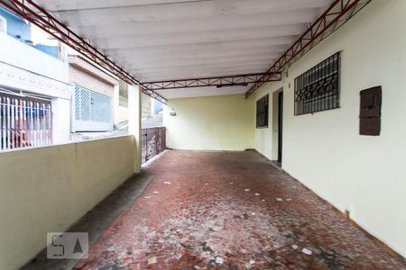 Casa à venda com 194m², 1 quarto e 2 vagas Casa à venda com 194m², 1 quarto e 2 vagasGaragem