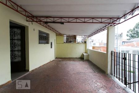 Casa à venda com 194m², 1 quarto e 2 vagas Casa à venda com 194m², 1 quarto e 2 vagasGaragem