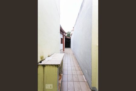 Casa à venda com 194m², 1 quarto e 2 vagas Casa à venda com 194m², 1 quarto e 2 vagasQuintal e Área de Serviço