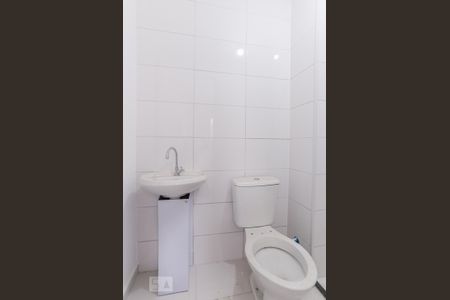 Apartamento para alugar com 45m², 2 quartos e sem vagaBanheiro