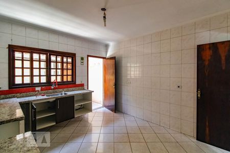 Casa à venda com 84m², 2 quartos e 2 vagasCozinha