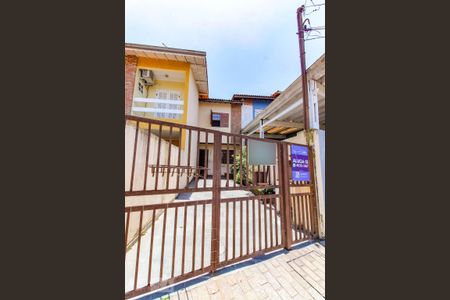 Casa à venda com 84m², 2 quartos e 2 vagasFachada