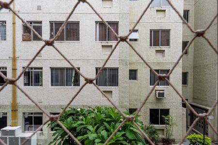 Apartamento à venda com 44m², 2 quartos e 1 vaga Apartamento à venda com 44m², 2 quartos e 1 vagaVista