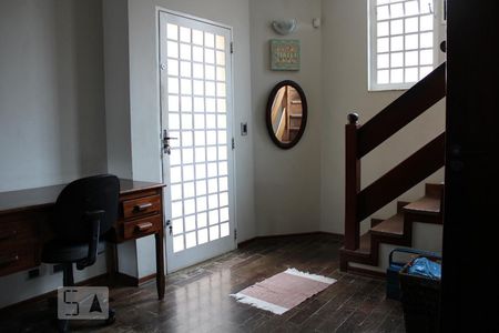 Hall dos quartos de casa à venda com 3 quartos, 380m² em Vila Brandina, Campinas