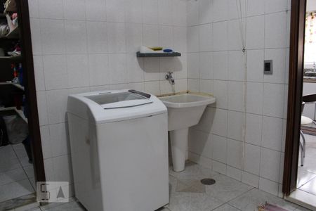 Casa à venda com 380m², 3 quartos e 4 vagasÁrea de Serviço