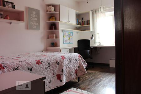 Quarto 1 de casa à venda com 3 quartos, 380m² em Vila Brandina, Campinas