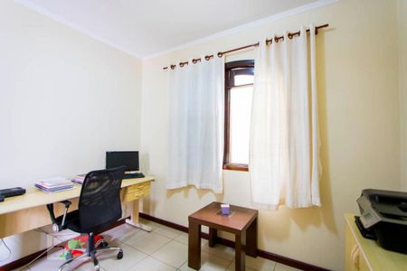 Casa à venda com 165m², 5 quartos e 3 vagasQuarto 4