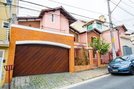 Casa à venda com 165m², 5 quartos e 3 vagasFachada