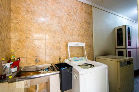 Casa à venda com 165m², 5 quartos e 3 vagasÁrea de serviço