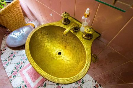 Lavabo de casa à venda com 5 quartos, 165m² em Vila Metalurgica, Santo André