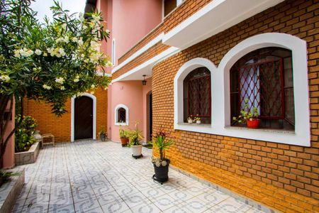 Casa à venda com 165m², 5 quartos e 3 vagasÁrea externa