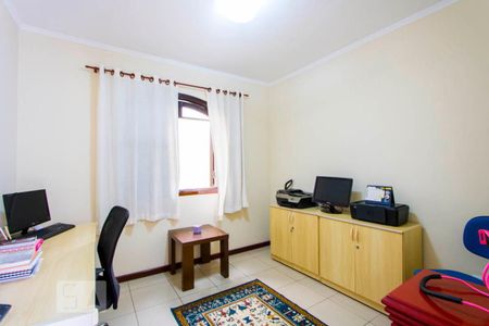 Casa à venda com 165m², 5 quartos e 3 vagasQuarto 4