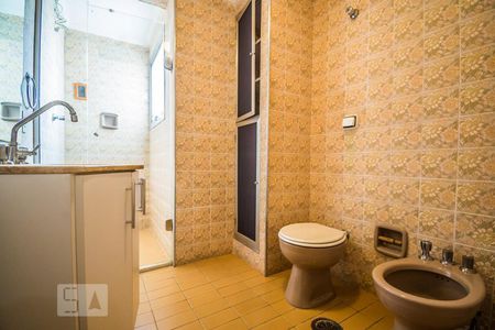 Apartamento à venda com 132m², 4 quartos e 1 vagaBanheiro