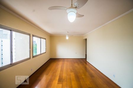Sala de apartamento à venda com 4 quartos, 132m² em Centro, Campinas