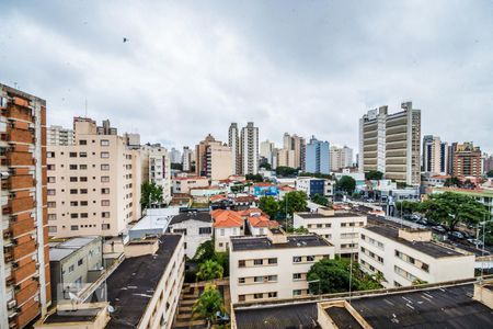 Vista da Suíte de apartamento à venda com 4 quartos, 132m² em Centro, Campinas