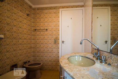 Apartamento à venda com 132m², 4 quartos e 1 vagaBanheiro