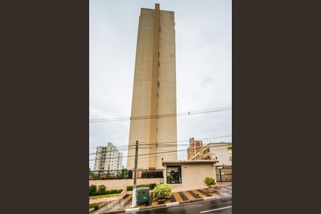 Apartamento à venda com 132m², 4 quartos e 1 vagaFachada