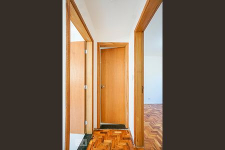 Hall do quarto de apartamento para alugar com 1 quarto, 55m² em Vila Gomes Cardim, São Paulo