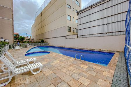 Apartamento à venda com 70m², 2 quartos e 1 vagaÁrea comum - Piscina