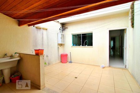 Casa à venda com 198m², 3 quartos e 3 vagasÁrea de Serviço