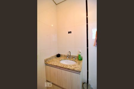 Casa à venda com 198m², 3 quartos e 3 vagasBanheiro da Suíte 2