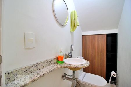 Lavabo de casa à venda com 3 quartos, 198m² em Vila Alice, Santo André