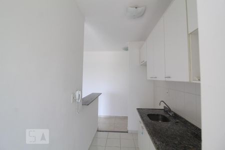 Apartamento à venda com 80m², 3 quartos e 2 vagasCozinha