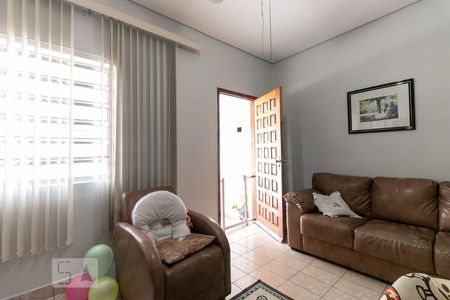 Sala de casa à venda com 4 quartos, 160m² em Jardim Oriental, São Paulo